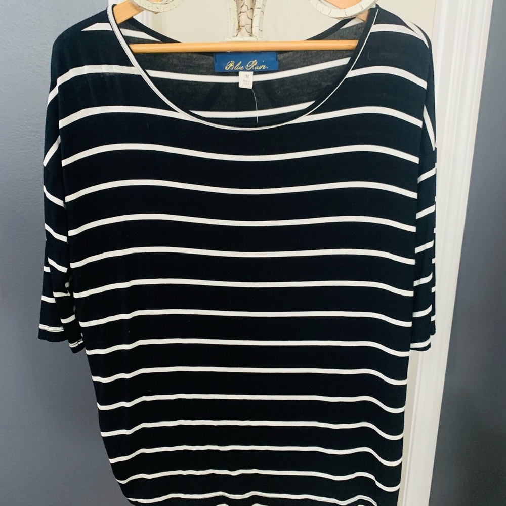 Francesca’s Flow Top